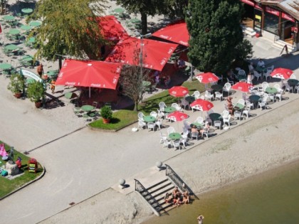 照片: Strandkurhaus Waging am See